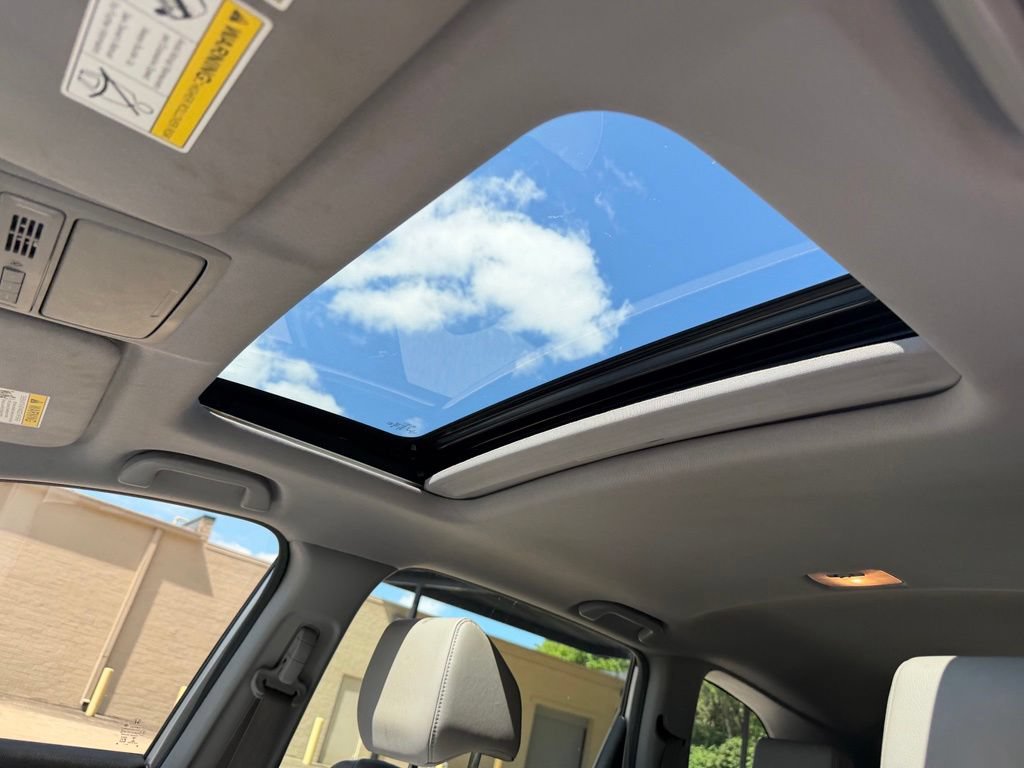 Used 2018 Honda CR-V EX-L image 18