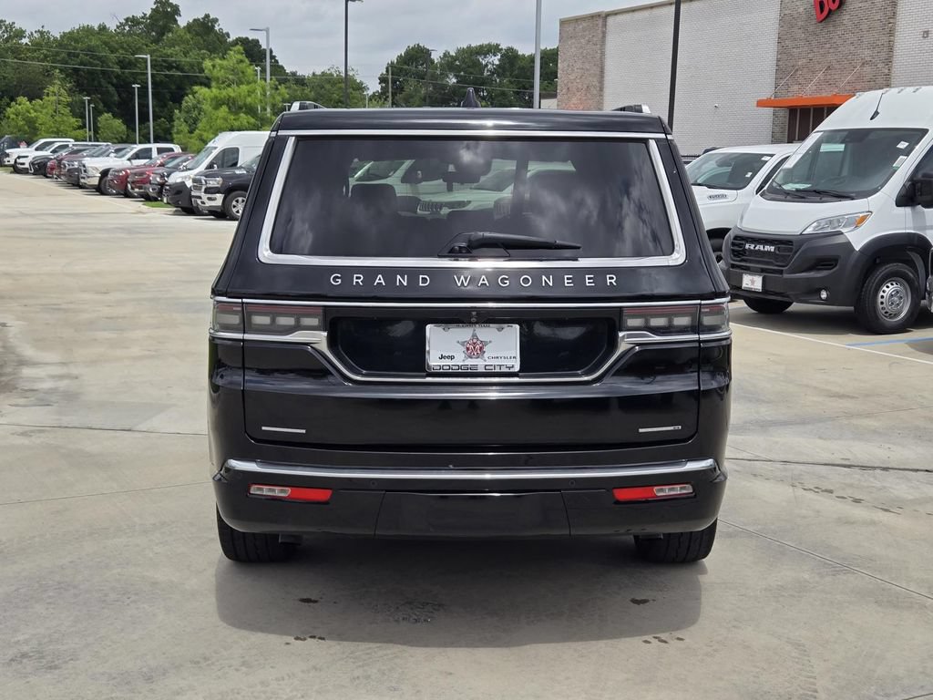 Used 2023 Jeep Grand Wagoneer Series II AWD/4WD image 5