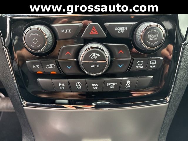 Used 2021 Jeep Grand Cherokee Laredo X image 21