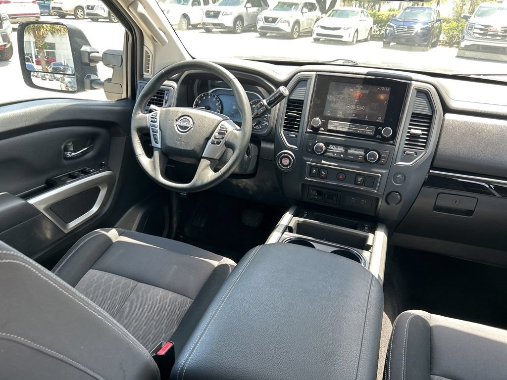 Certified 2024 Nissan Titan SV w/ SV Convenience Package RWD image 11