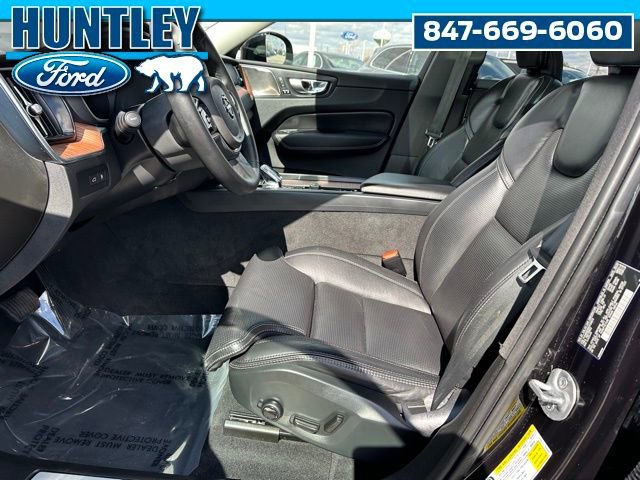 Used 2024 Volvo XC60 T8 Ultimate AWD/4WD image 21