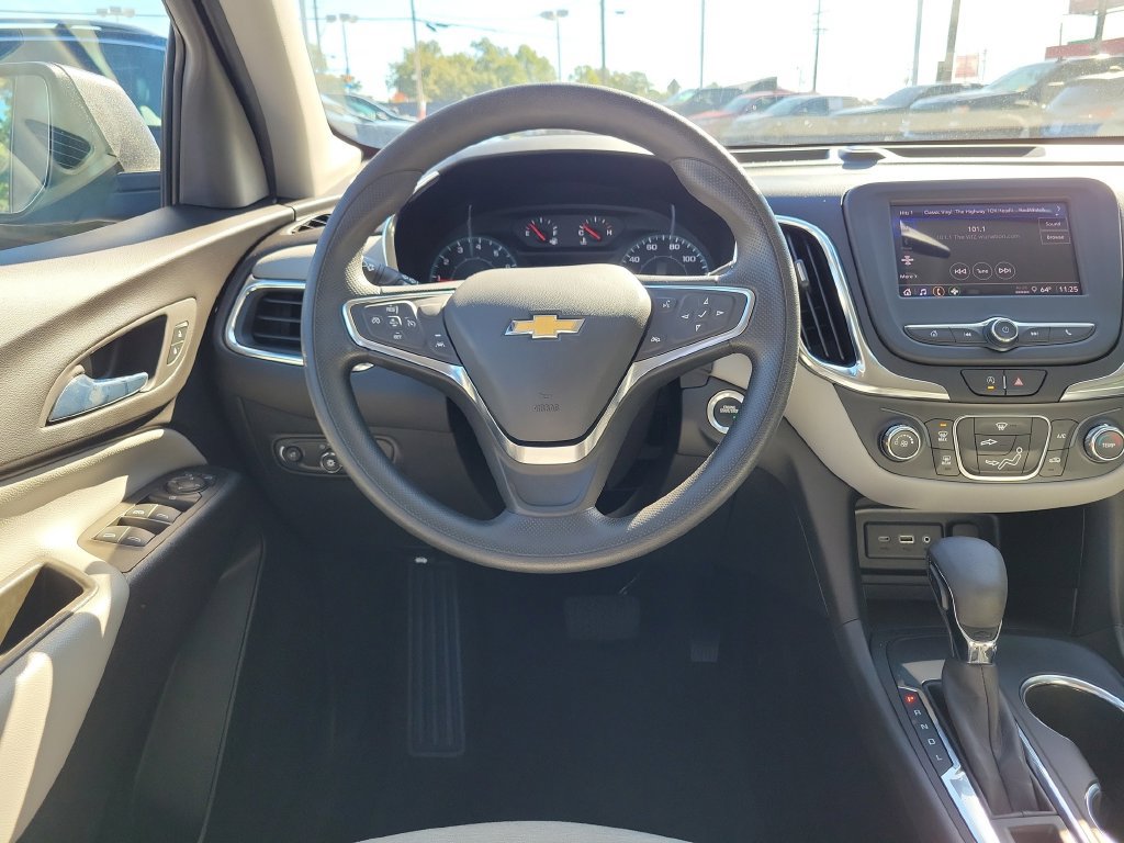 Used 2024 Chevrolet Equinox LS w/ Driver Confidence II Package FWD image 15