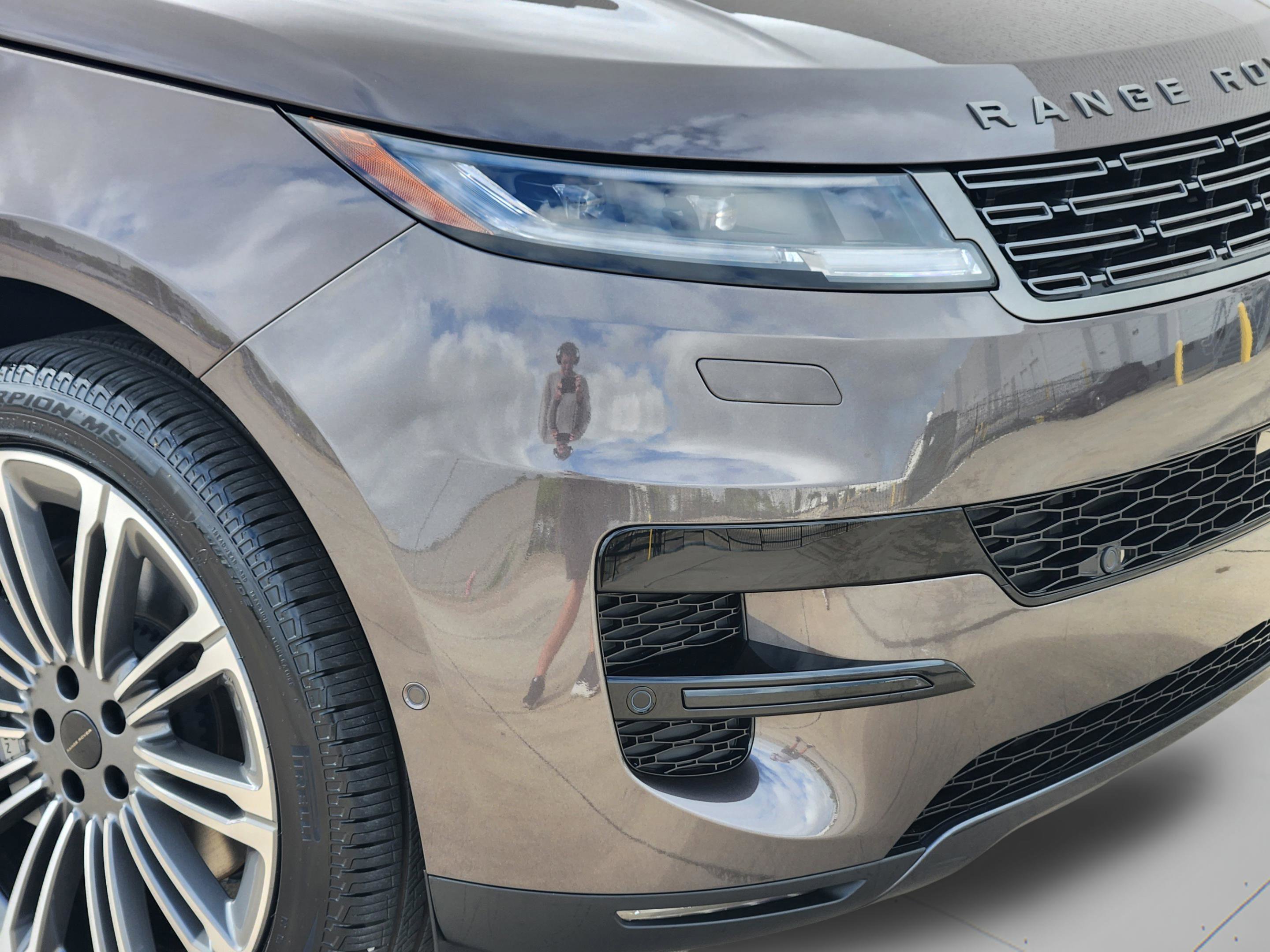 New 2026 Land Rover Range Rover Sport SE AWD/4WD image 29