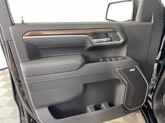 New 2026 Chevrolet Silverado 1500 RST w/ RST All Star Premium Package AWD/4WD image 9