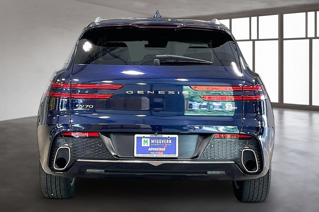 Used 2022 Genesis GV70 2.5T AWD/4WD image 6