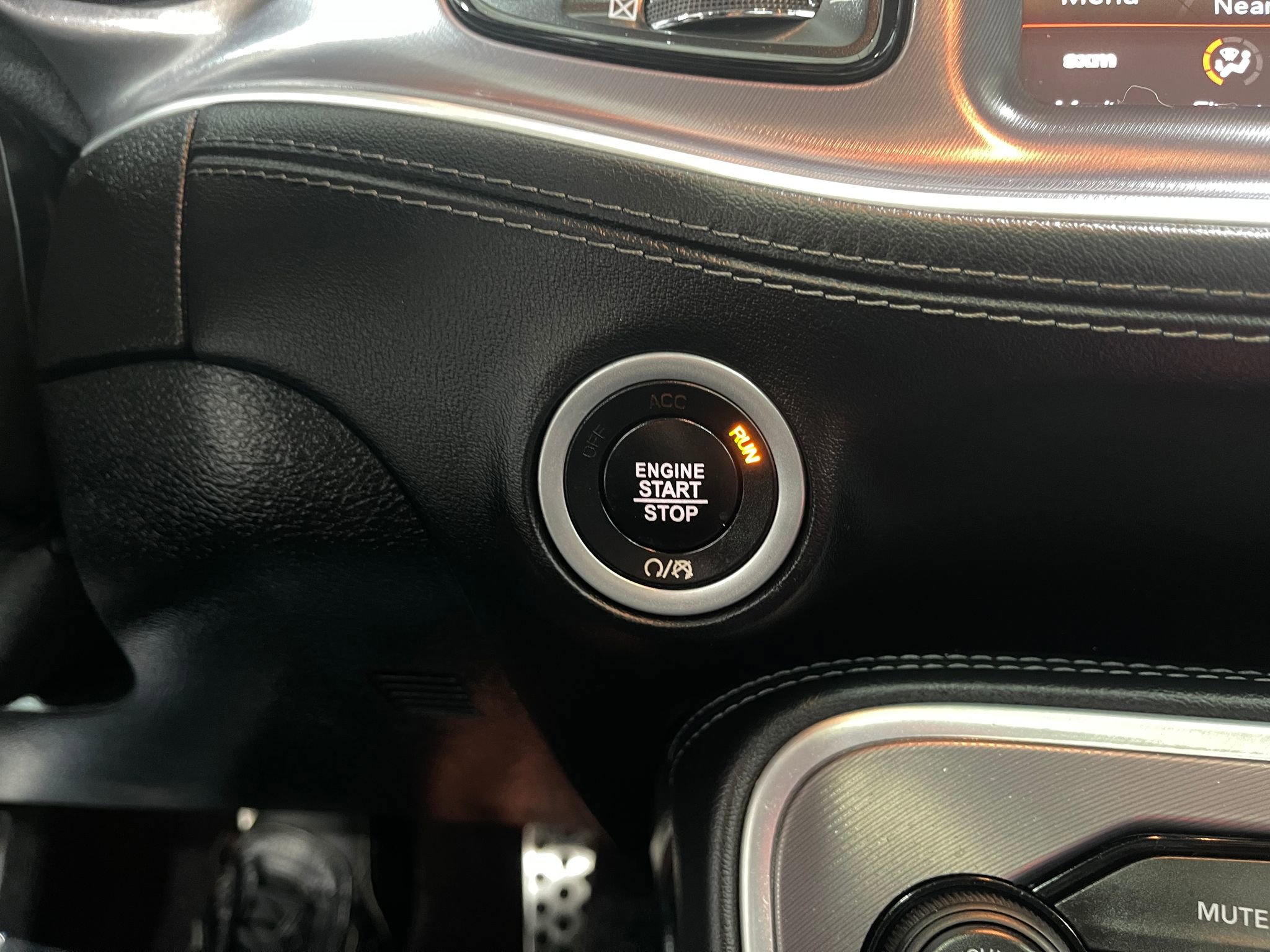 Used 2020 Dodge Challenger R/T w/ T/A Package image 21