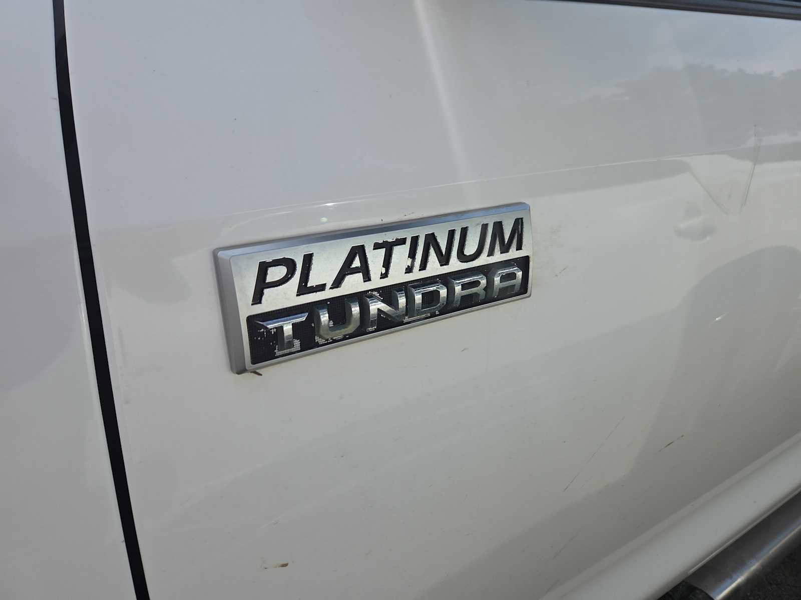 Used 2014 Toyota Tundra Platinum image 8
