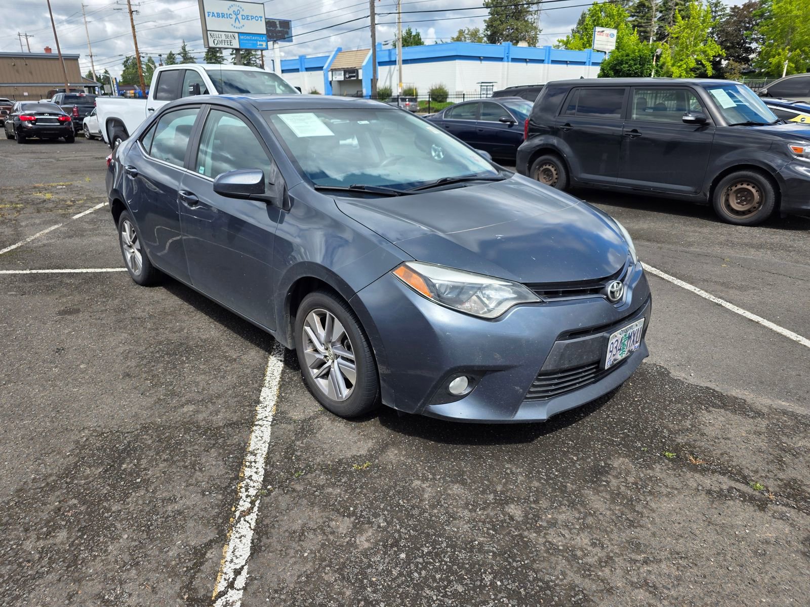 Used 2016 Toyota Corolla LE Premium FWD image 1