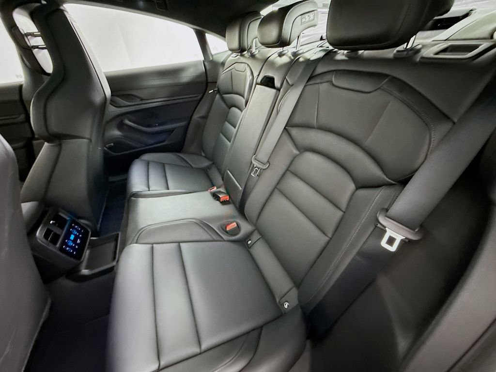 Used 2024 Porsche Taycan GTS image 22