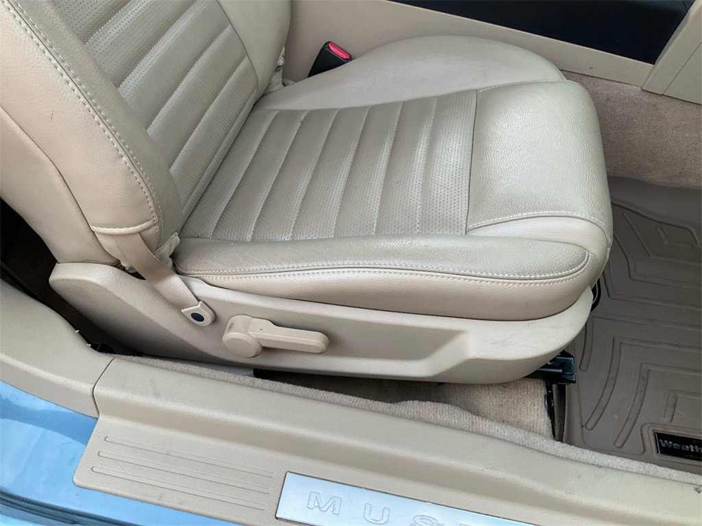 Used 2006 Ford Mustang GT image 17