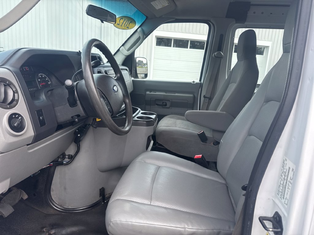 Used 2012 Ford E-250 and Econoline 250 w/ PWR Group RWD image 10