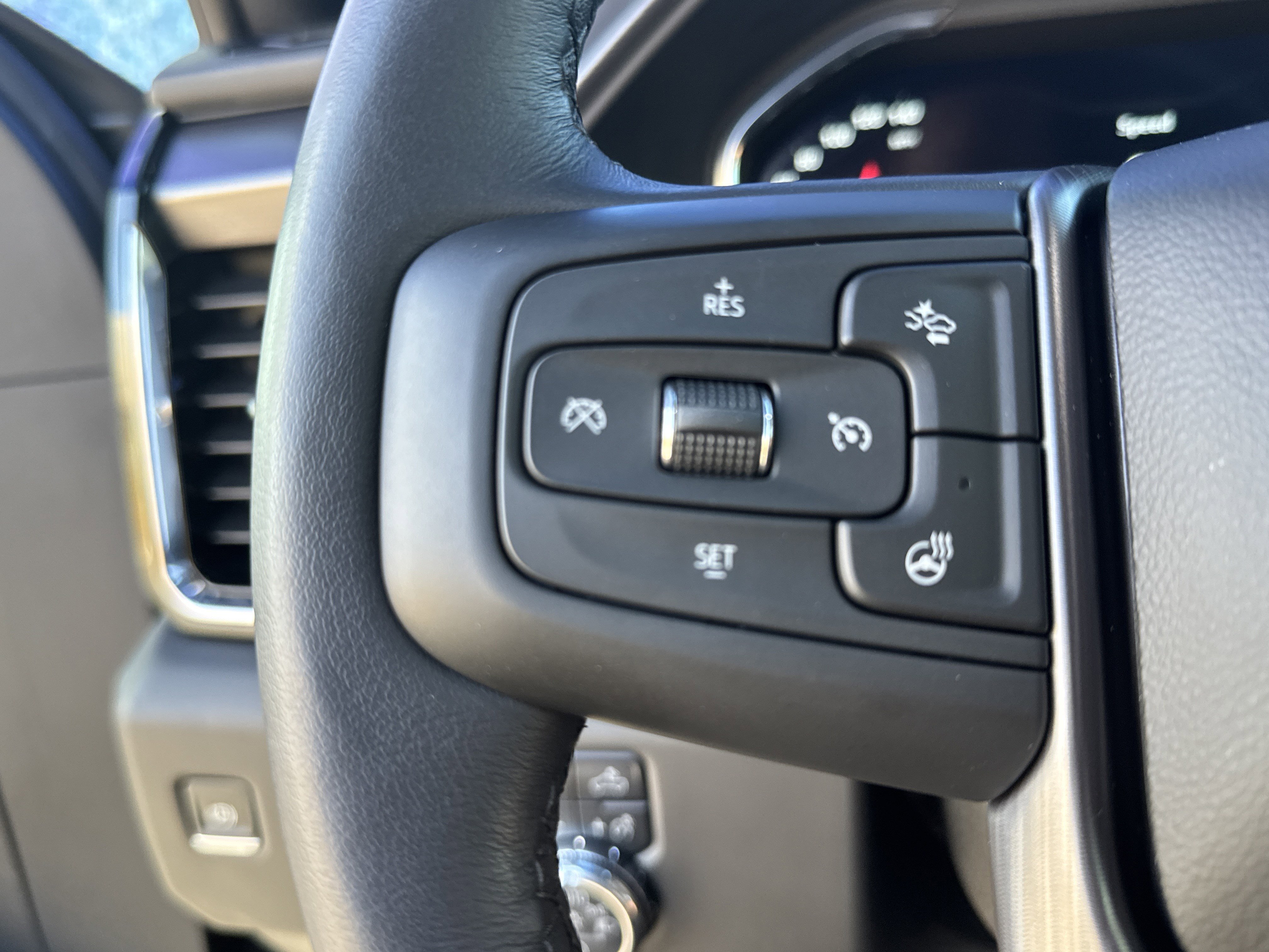 Used 2025 GMC Sierra 2500 Denali Ultimate image 20