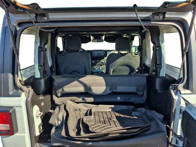 Used 2024 Jeep Wrangler Sport AWD/4WD image 19