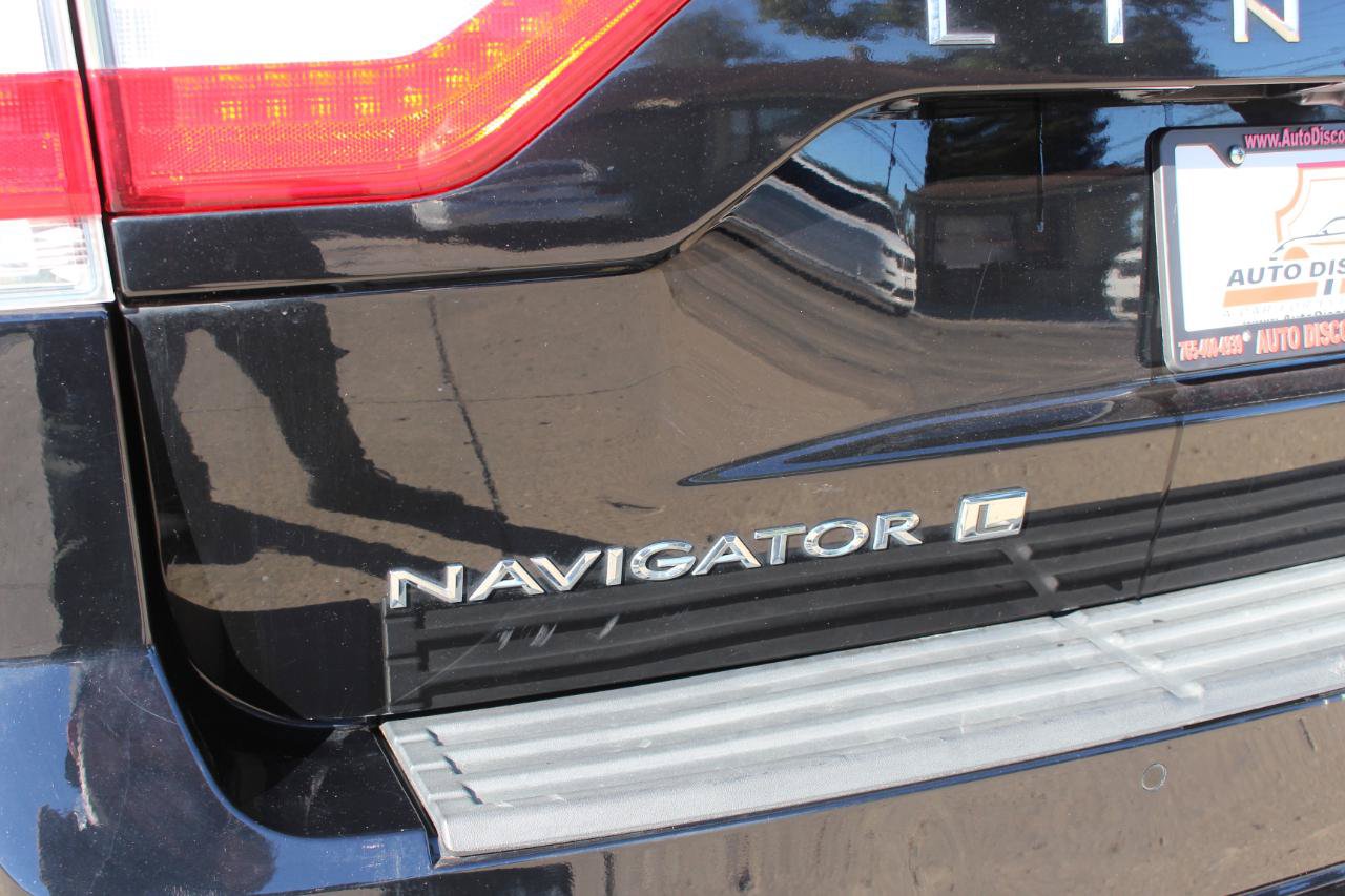 Used 2016 Lincoln Navigator L Select AWD/4WD image 47