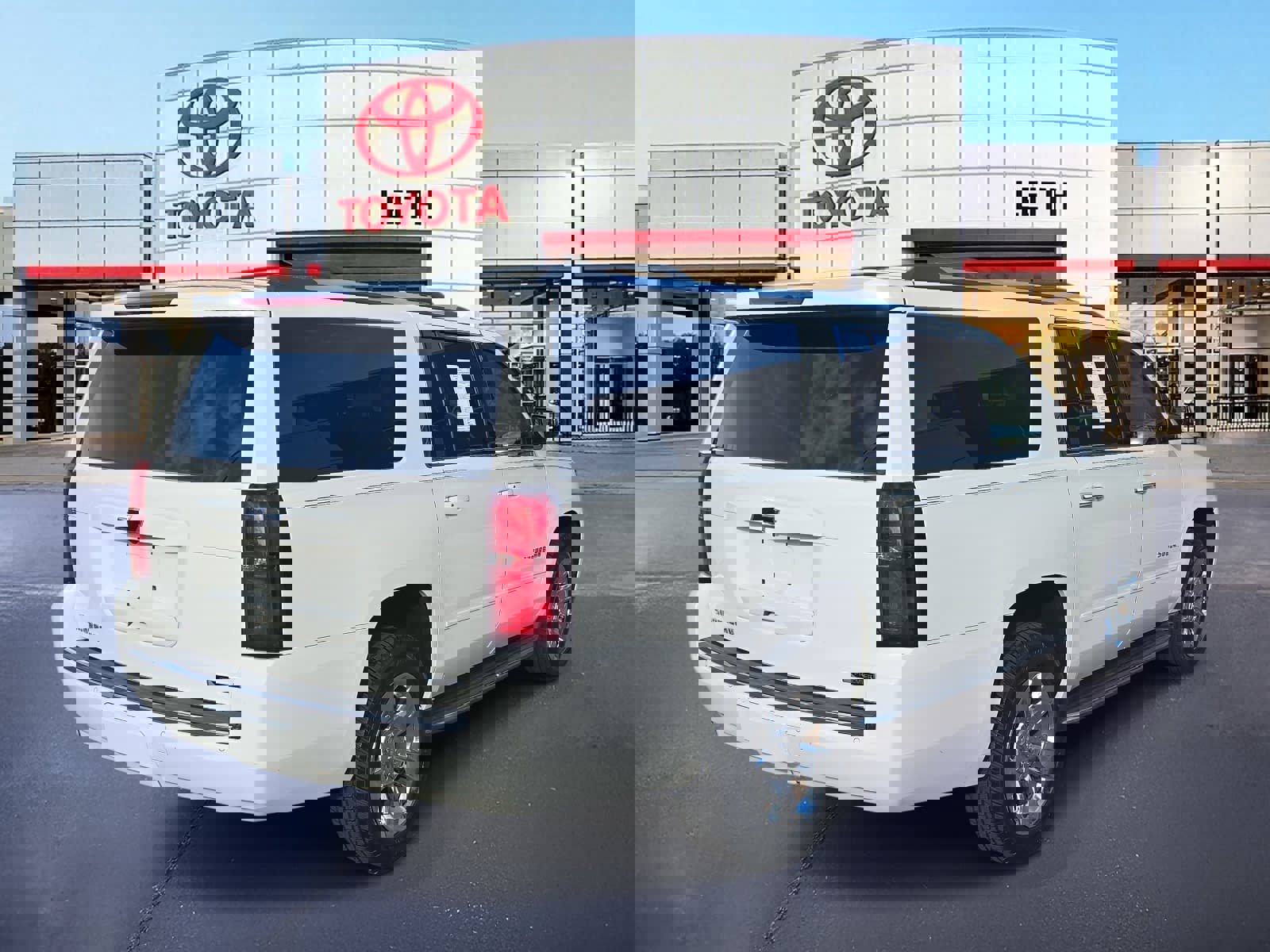 Used 2017 Chevrolet Suburban Premier image 7