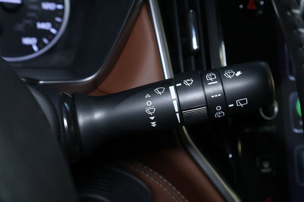 Used 2020 Subaru Outback Touring XT image 29