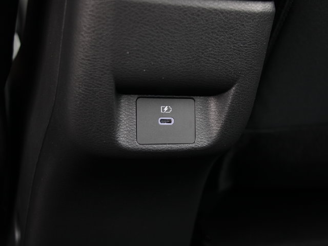 Certified 2025 Nissan Versa SR w/ Trunk Package FWD image 26
