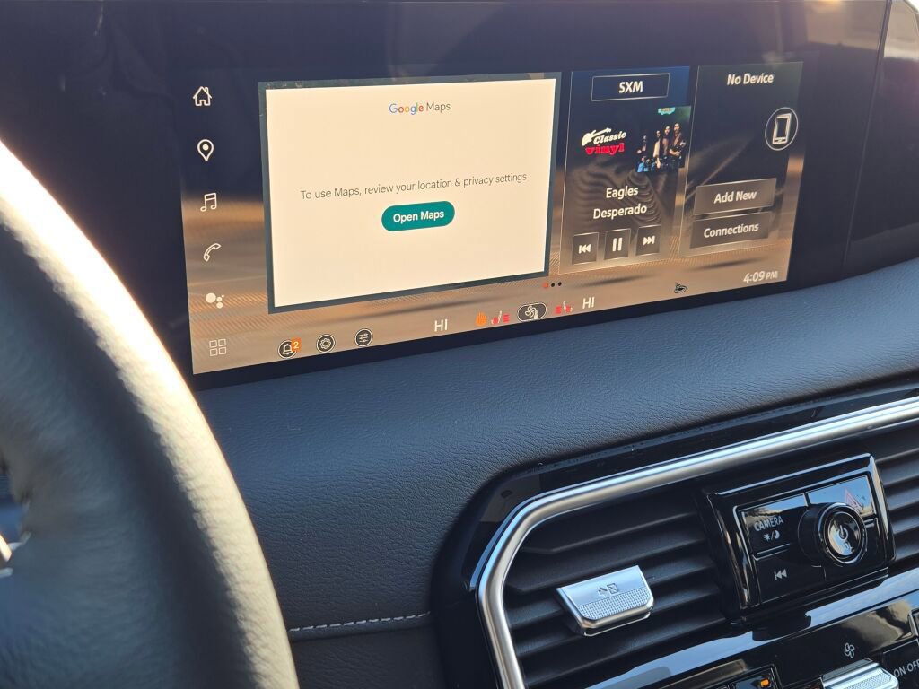 New 2026 Nissan Armada SL w/ Captain's Chari Seat Package image 26