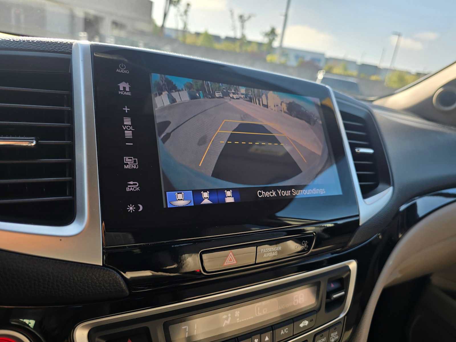 Used 2018 Honda Pilot Touring image 31