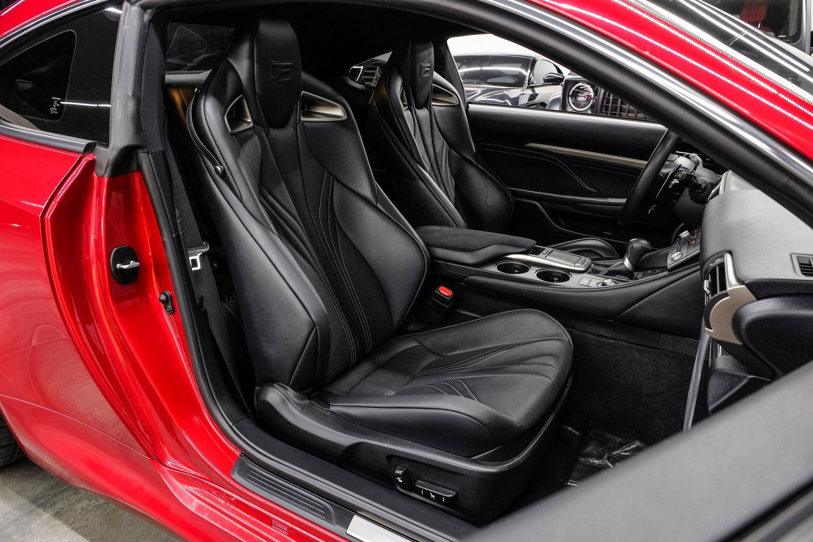 Used 2019 Lexus RC F F image 45