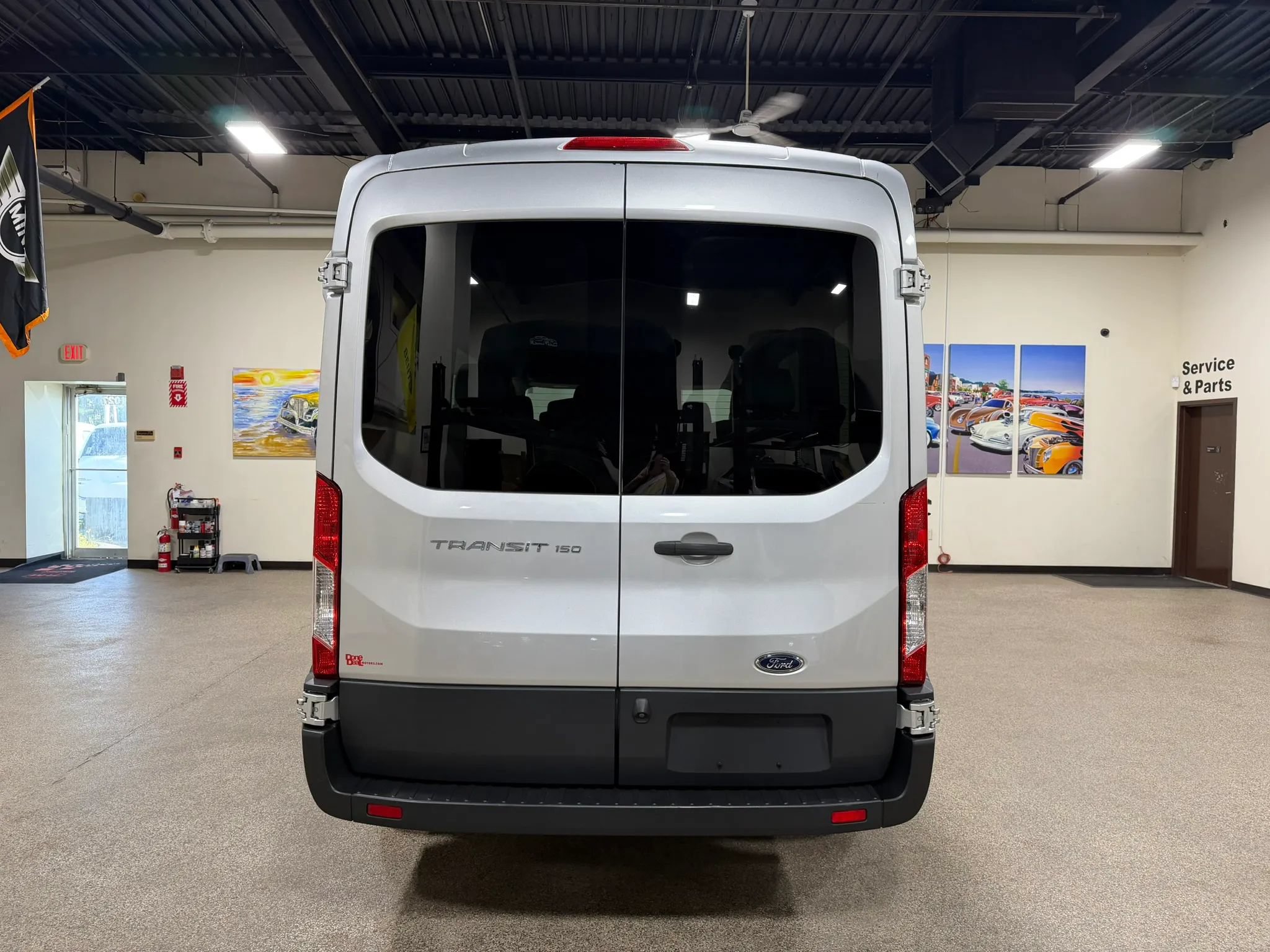 Used 2015 Ford Transit 150 XL RWD image 10