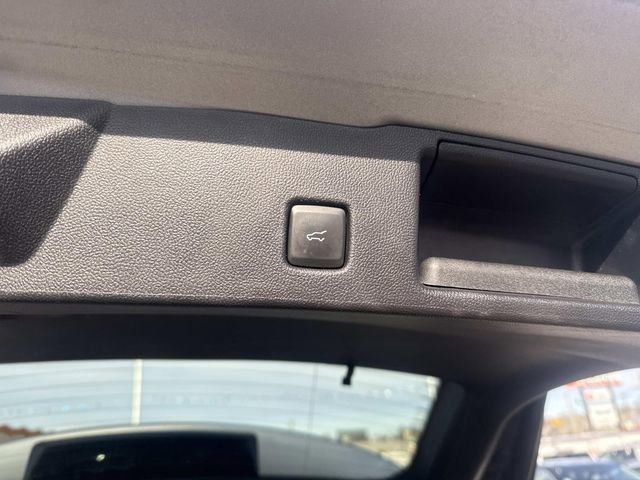 Used 2021 Ford Escape SEL image 8