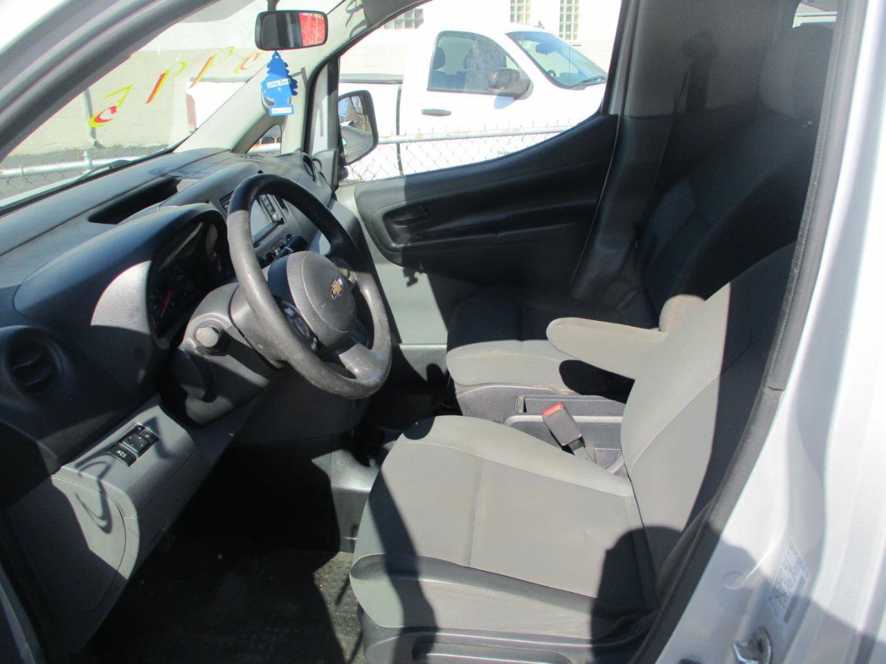 Used 2015 Chevrolet City Express LT w/ Technology Package image 7