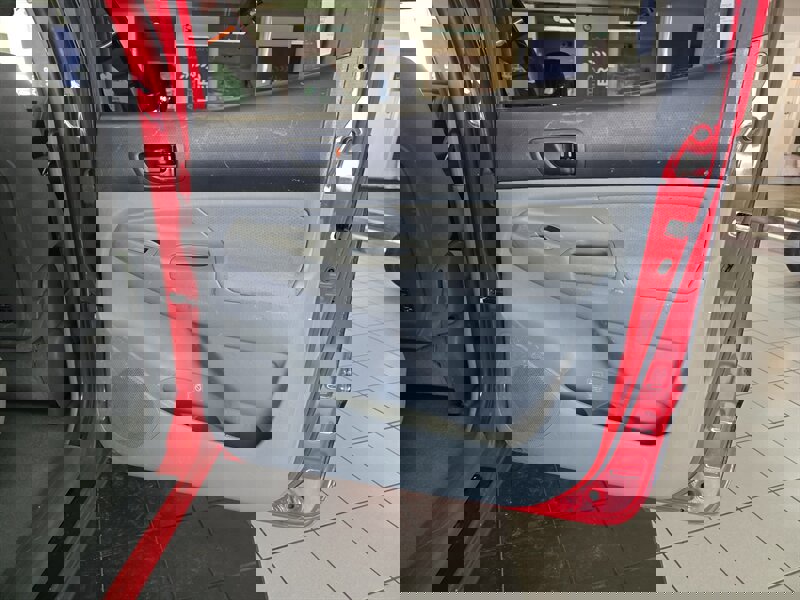 Used 2007 Toyota Tacoma PreRunner w/ SR5 Pkg #2 image 15