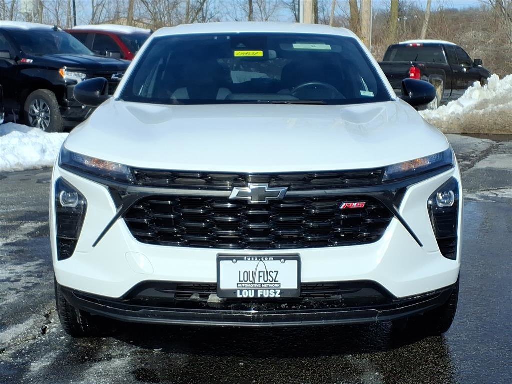 Used 2024 Chevrolet Trax RS w/ Driver Confidence Package image 32