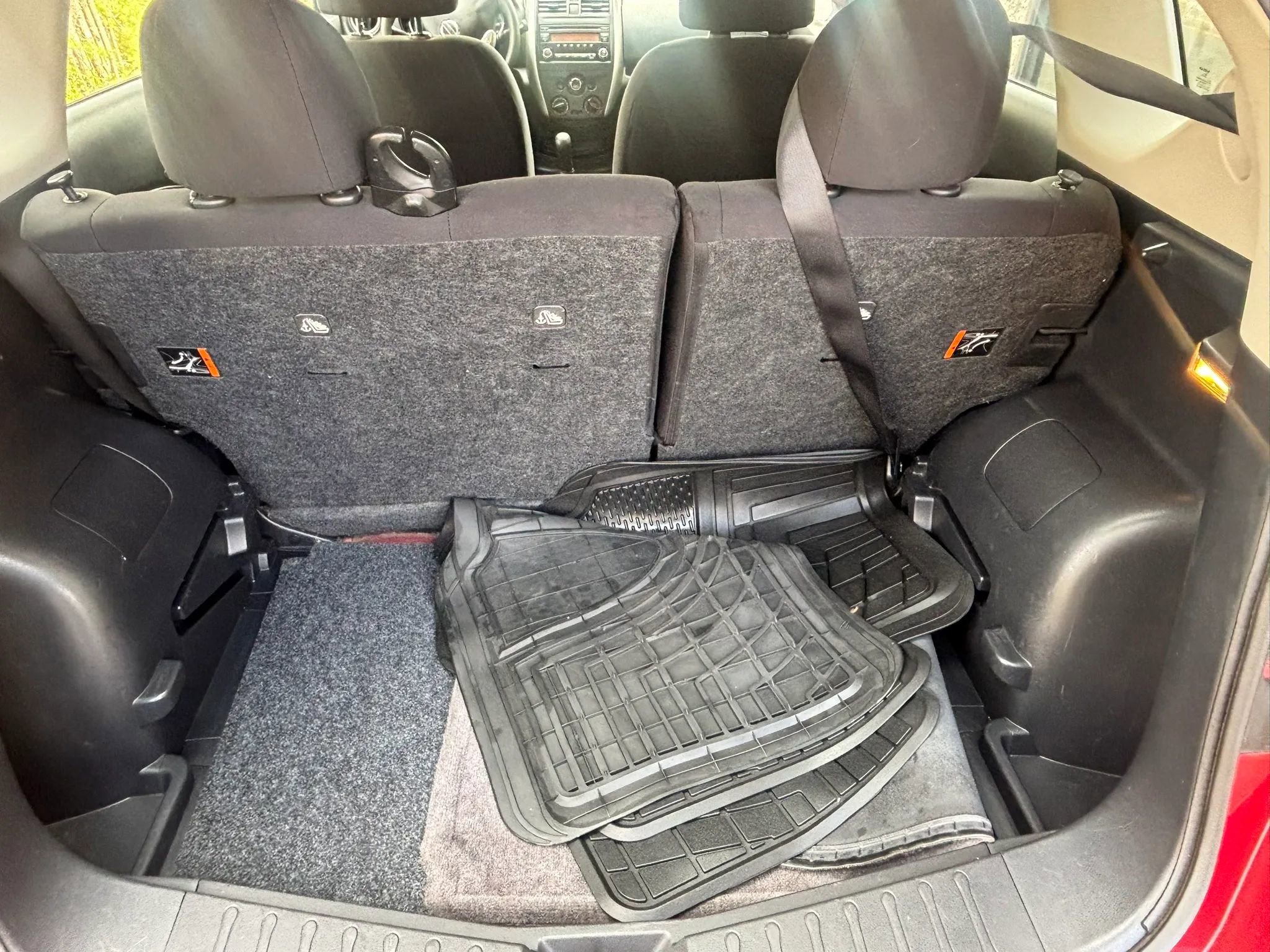 Used 2015 Nissan Versa Note S FWD image 28