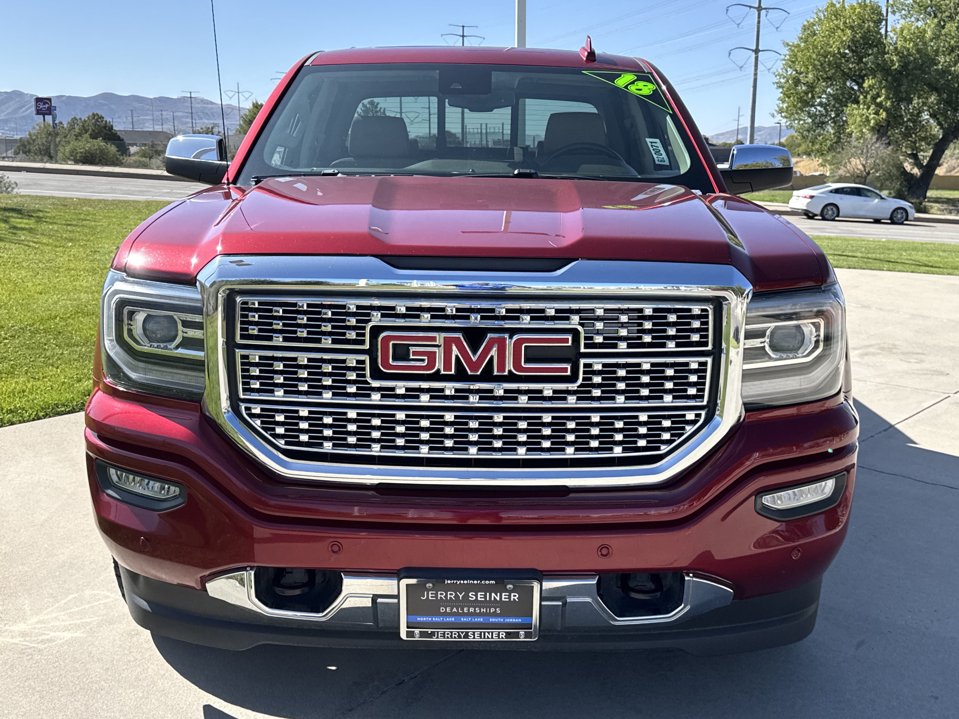 Used 2018 GMC Sierra 1500 Denali AWD/4WD image 13