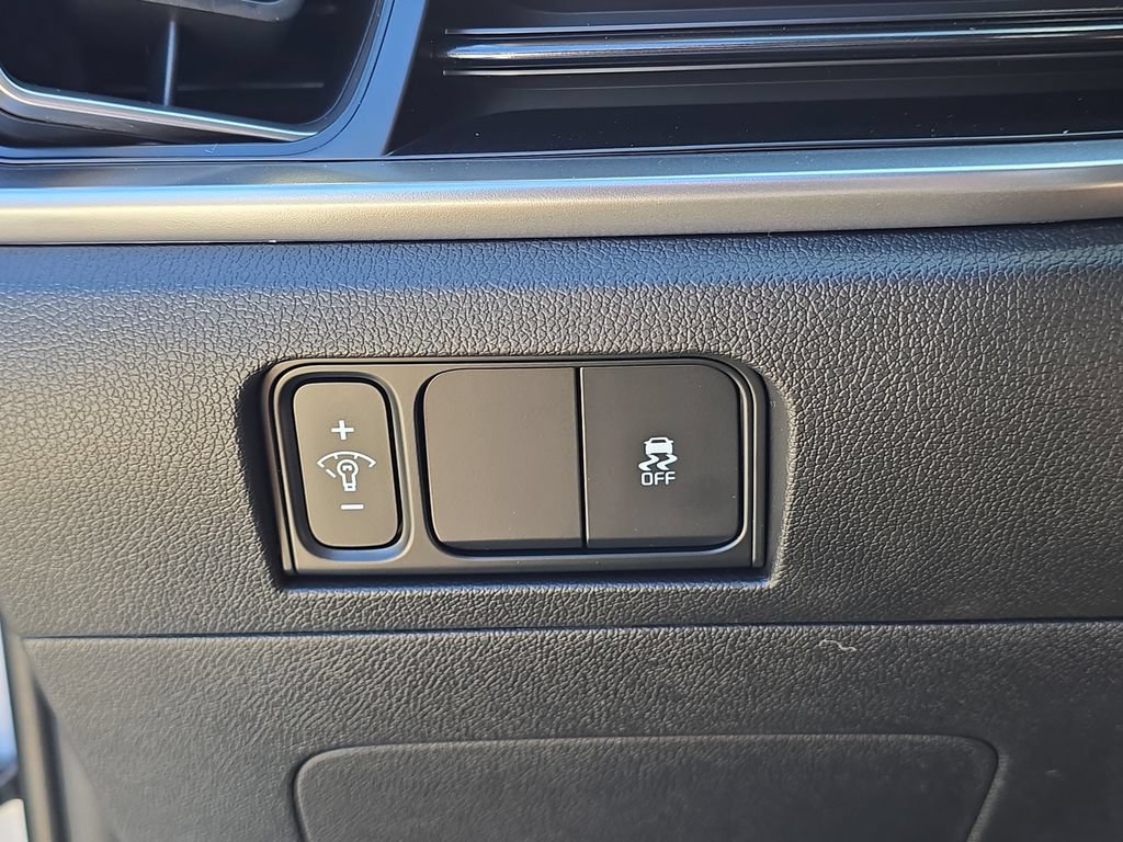 New 2026 Kia Sorento LX FWD image 28