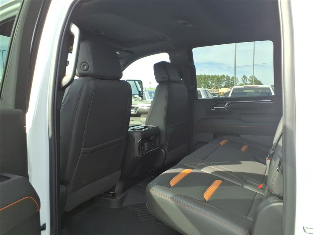 New 2026 GMC Sierra 2500 AT4 w/ AT4 Premium Plus Package image 23