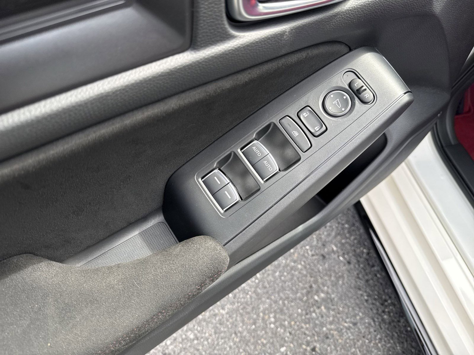 Used 2024 Honda Civic Type R image 15