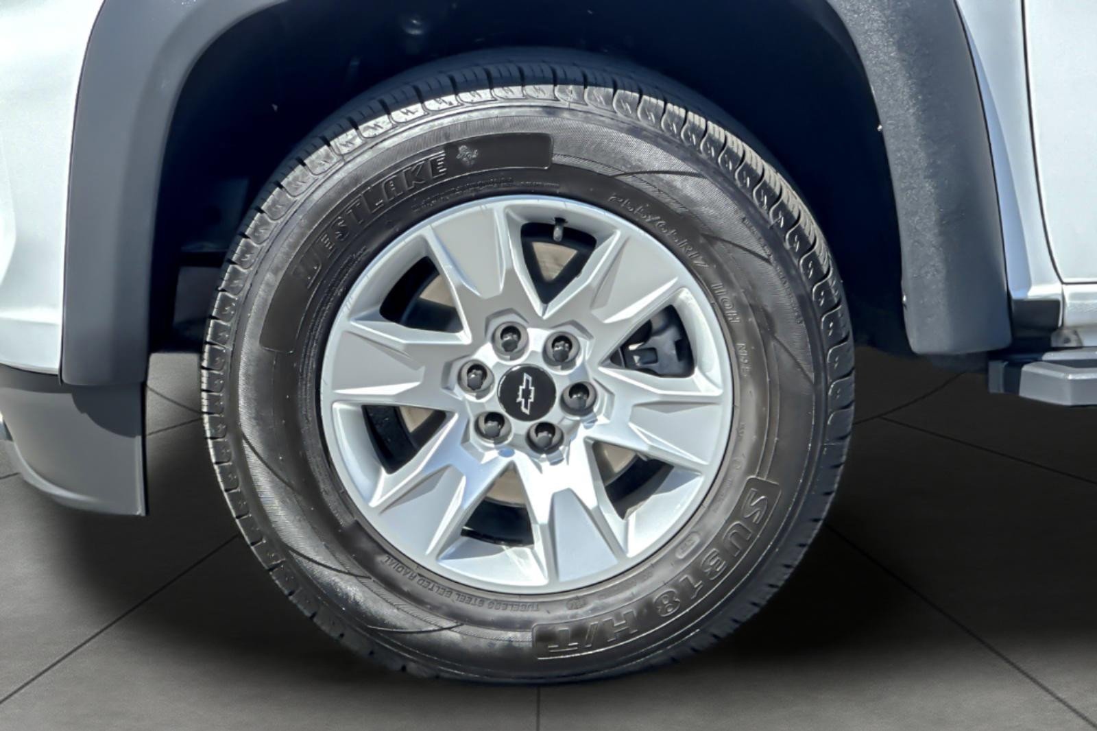 Used 2022 Chevrolet Colorado W/T w/ WT Convenience Package RWD image 23