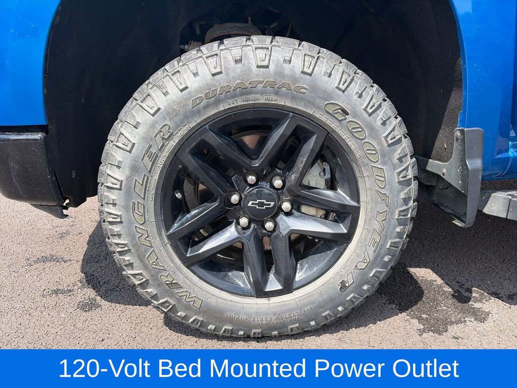 Used 2023 Chevrolet Silverado 1500 Custom Trail Boss AWD/4WD image 27