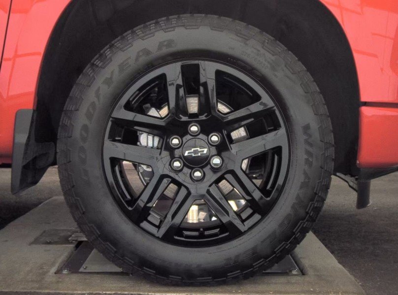 Certified 2025 Chevrolet Silverado 1500 Custom w/ Turbomax Blackout Package RWD image 11