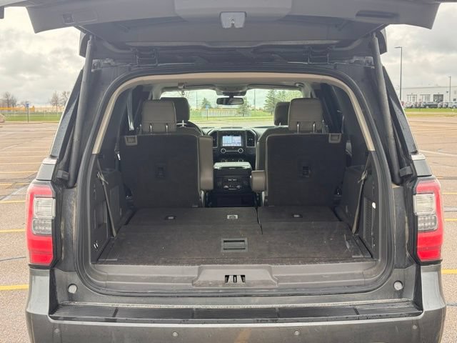 Used 2019 Ford Expedition Limited w/ Equipment Group 302A AWD/4WD image 39