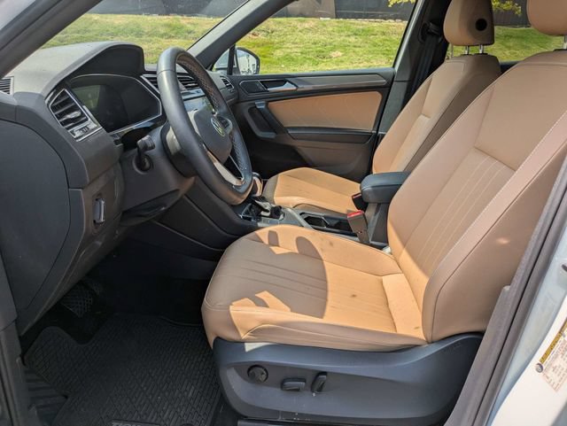 Used 2023 Volkswagen Tiguan SE FWD image 22