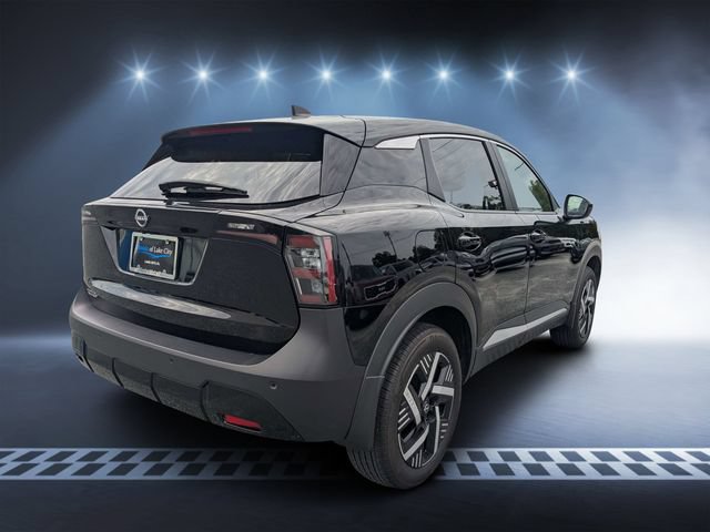 Used 2025 Nissan Kicks SV FWD image 3