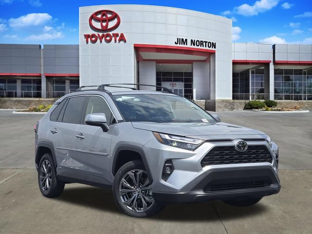Used 2025 Toyota RAV4 XLE Premium AWD/4WD image 1