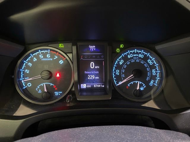 Certified 2018 Toyota Tacoma TRD Off-Road w/ Technology Package image 14