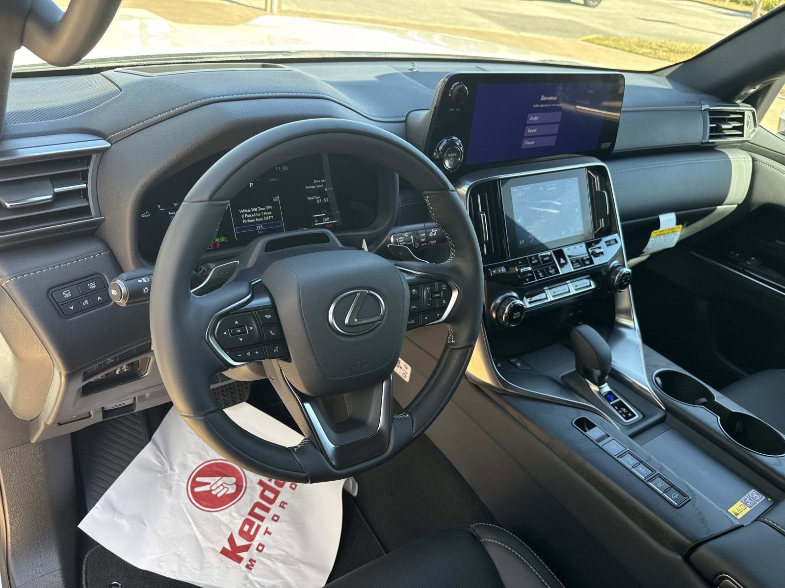 New 2026 Lexus LX 700h Luxury image 22