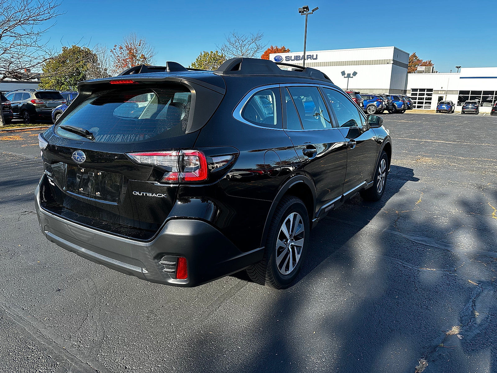 Used 2020 Subaru Outback AWD/4WD image 3