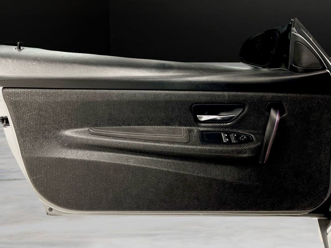 Used 2019 BMW M4 CS image 33