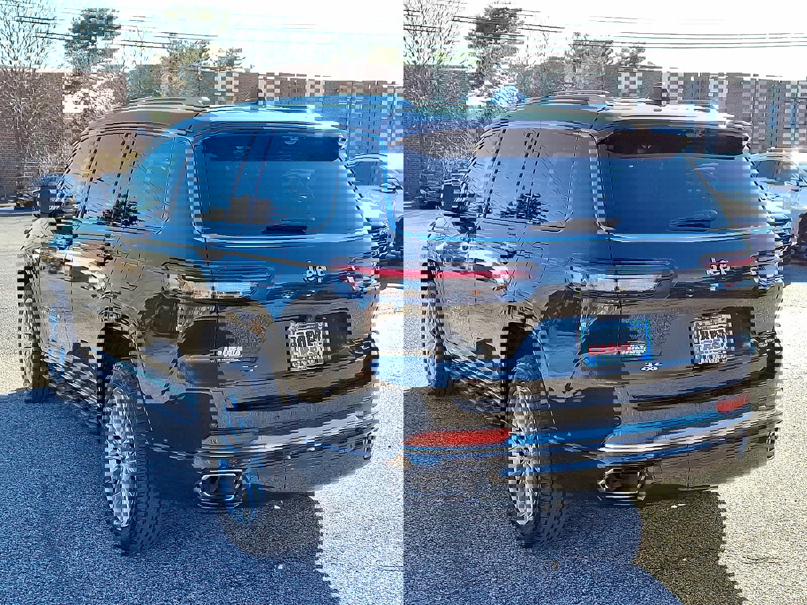 Used 2023 Jeep Grand Cherokee L Summit w/ Advanced Protech Group IV image 4