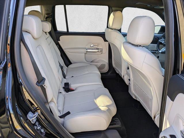 Certified 2025 Mercedes-Benz GLB 250 image 20