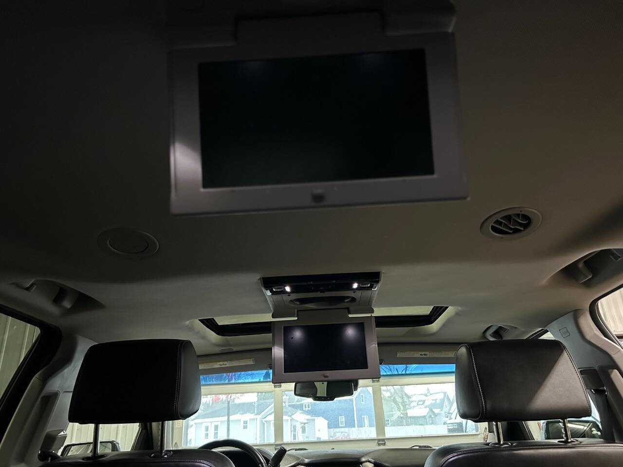 Used 2017 GMC Yukon XL Denali w/ Open Road Package image 36