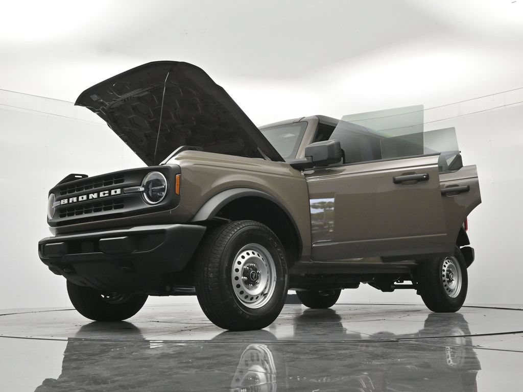 New 2026 Ford Bronco 4-Door AWD/4WD image 48