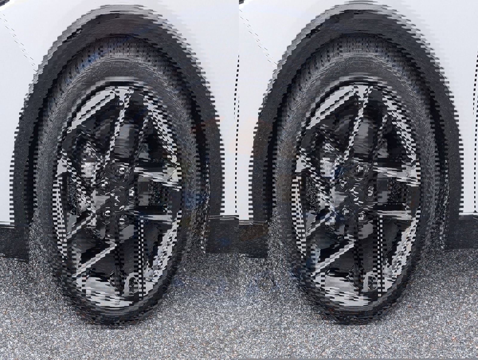 Used 2025 Kia K4 GT-Line w/ GT-Line Premium Package image 13